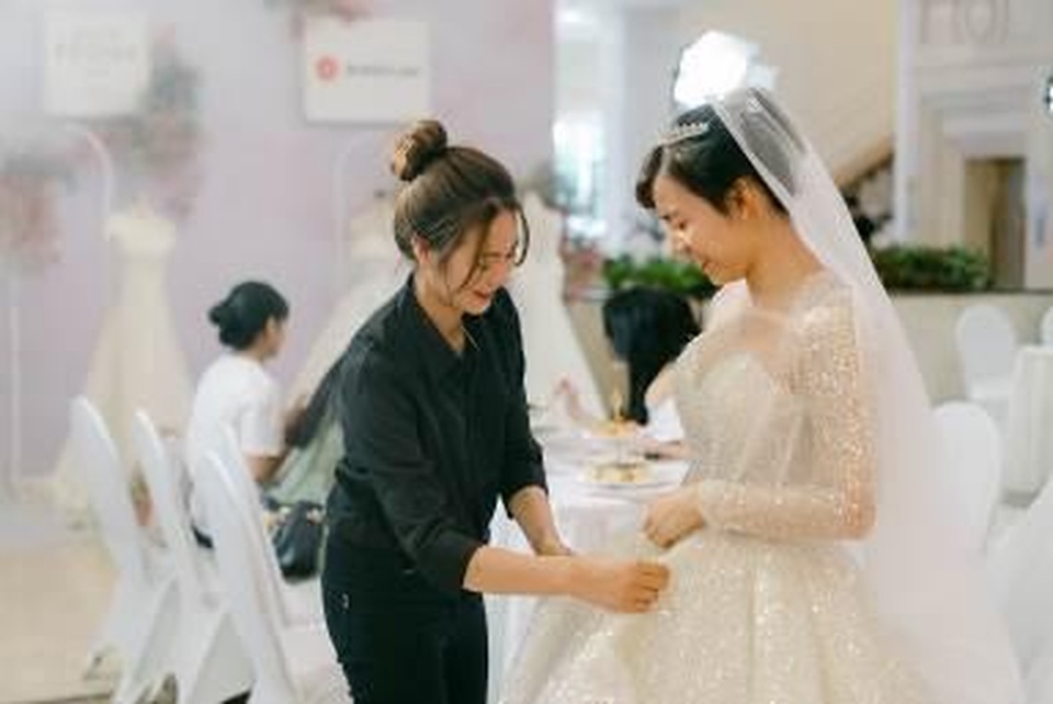 Minimalism Wedding - Xu hướng cưới tối giản đưa cảm xúc và tình yêu thăng hoa - 3 Minimalism Wedding - Xu hướng cưới tối giản đưa cảm xúc và tình yêu thăng hoa - 3