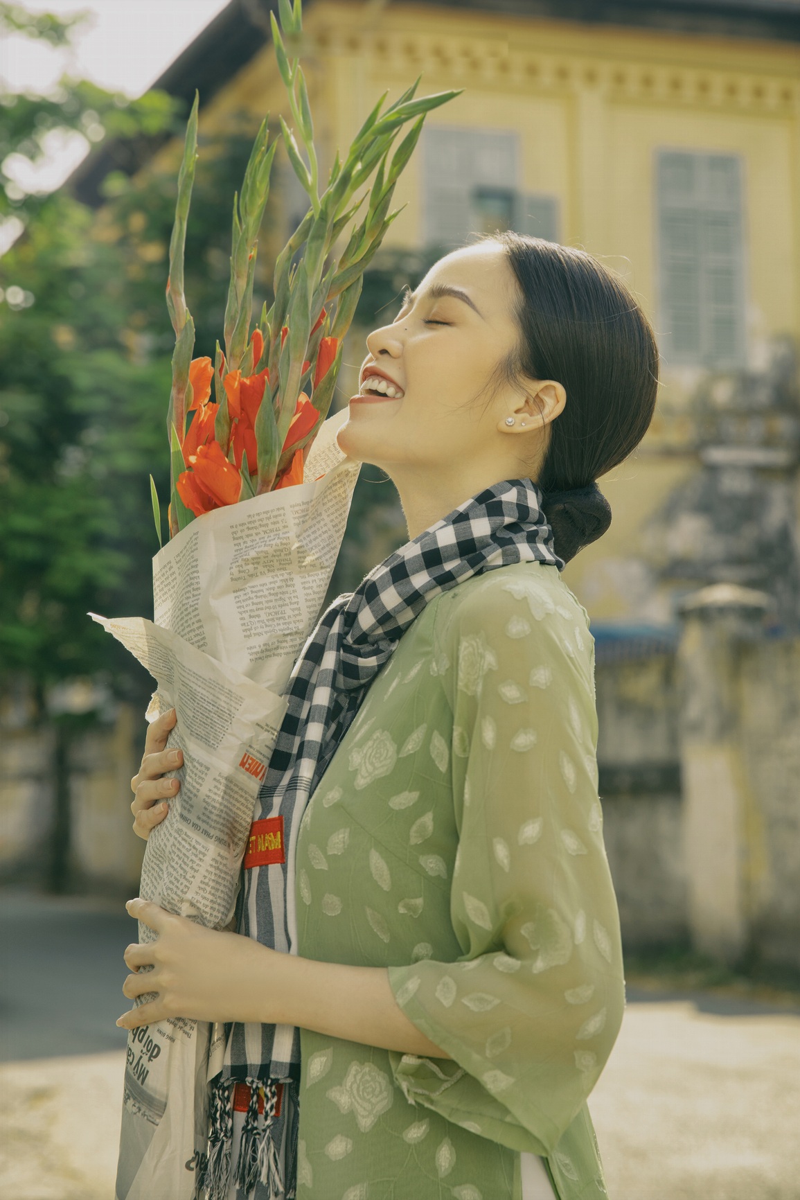 Hoa khôi sinh viên Cần Thơ: Muốn mang bình an về cho mẹ! - 4 Hoa khôi sinh viên Cần Thơ: Muốn mang bình an về cho mẹ! - 4