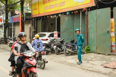 Vụ nổ ở Hoàng Mai: "Tôi nghe tiếng nổ như bom, 1 người không nguyên vẹn"