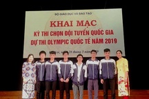 2 học sinh trường THPT chuyên Phan Bội Châu lọt vào đội tuyển Olympic châu Á môn Tin học