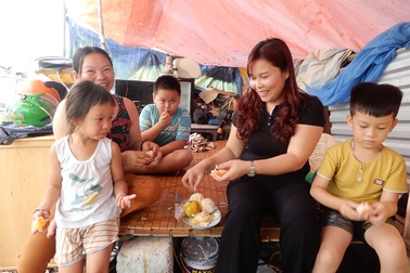 Nhiều chủ phòng trọ miễn, giảm tiền cho người thuê