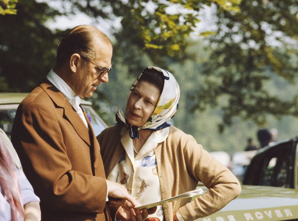 Nữ hoàng Elizabeth II và Hoàng thân Philip: Những khoảnh khắc đẹp nhất - 18 Nữ hoàng Elizabeth II và Hoàng thân Philip: Những khoảnh khắc đẹp nhất - 18