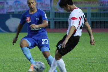 Lịch thi đấu V-League đụng VCK World Cup 2014