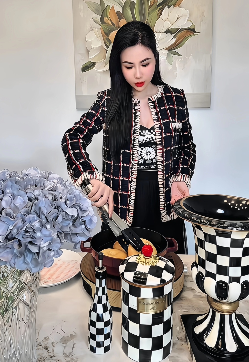 Cuộc sống của Hoa hậu Áo dài Hoàng Dung sau nửa năm định cư tại Mỹ ra sao? - 2 Cuộc sống của Hoa hậu Áo dài Hoàng Dung sau nửa năm định cư tại Mỹ ra sao? - 2