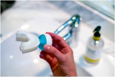 Đánh răng chỉ mất 10 giây với chiếc bàn chải đánh răng tự động 100%