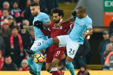 Hôm nay bốc thăm tứ kết Champions League: Nội chiến nước Anh?