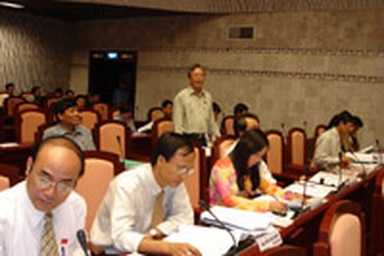 Không thể để “ăn nhiều” rồi hạ cánh an toàn!