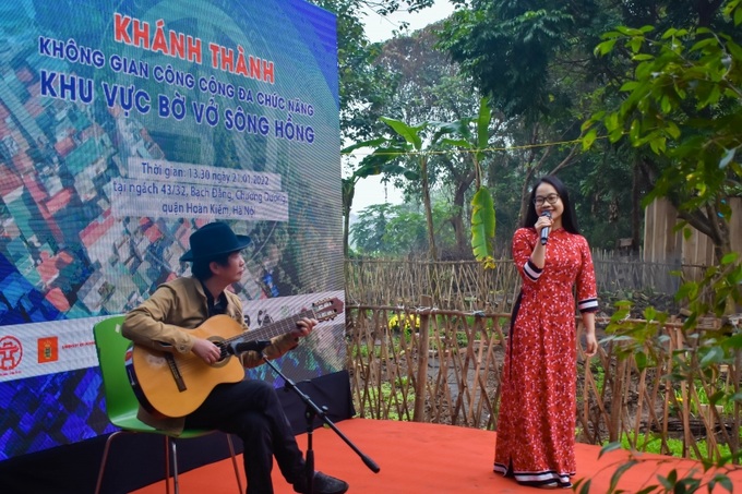 Khánh thành Không gian công cộng đa chức năng khu vực bờ vở sông Hồng.