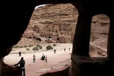 Phát hiện di tích thành cổ 7.000 năm trên ốc đảo Ai Cập