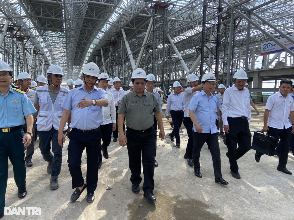 Thủ tướng: Dự án Ga T3 Tân Sơn Nhất đã vượt nắng thắng mưa - 2 Thủ tướng: Dự án Ga T3 Tân Sơn Nhất đã vượt nắng thắng mưa - 2