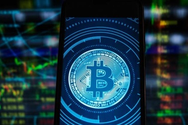 Đằng sau cú sập bất ngờ của bitcoin và tiền điện tử