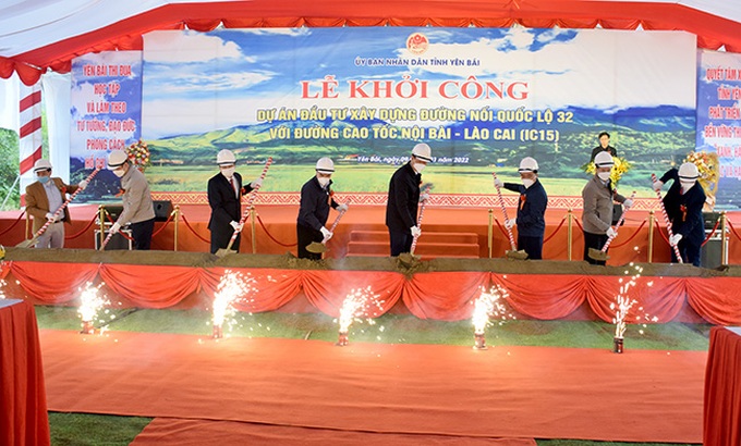 Lễ khởi công Dự án Đường nối Quốc lộ 32 với đường cao tốc Nội Bài - Lào Cai