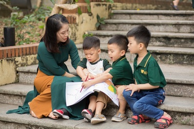 Giá trị của môi trường học cho con