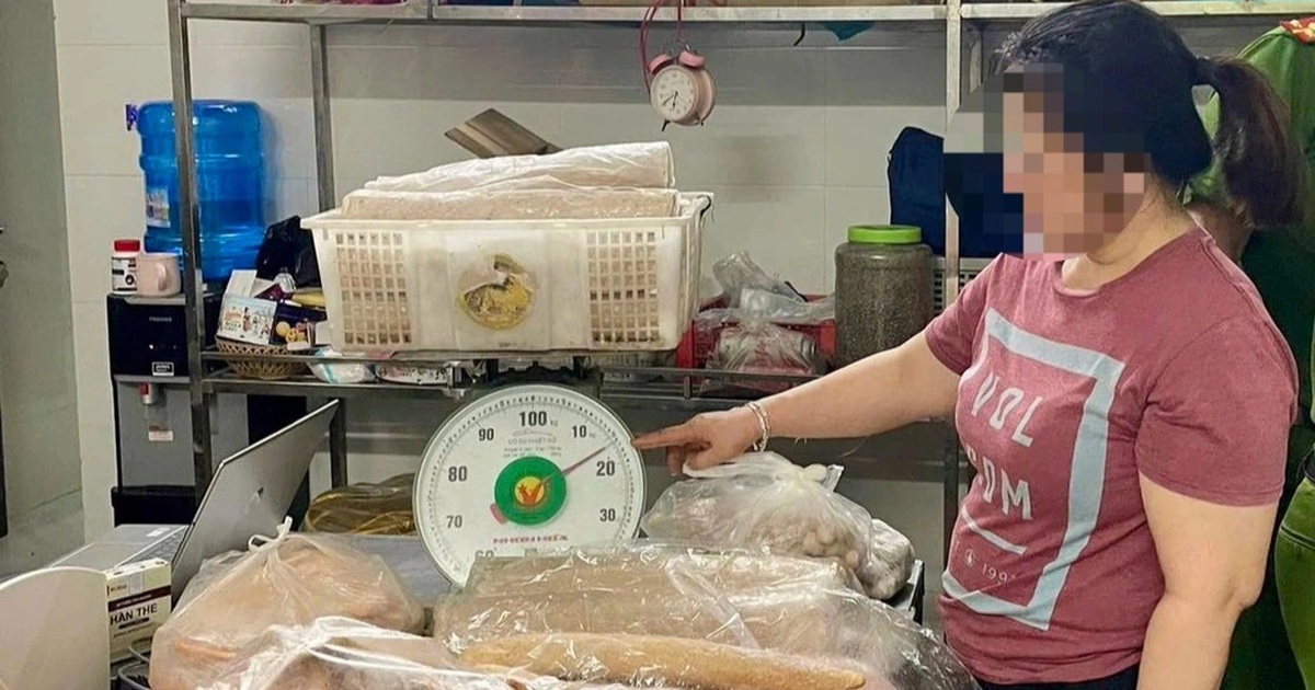 Khởi tố 2 đối tượng dùng hàn the làm giò, chả