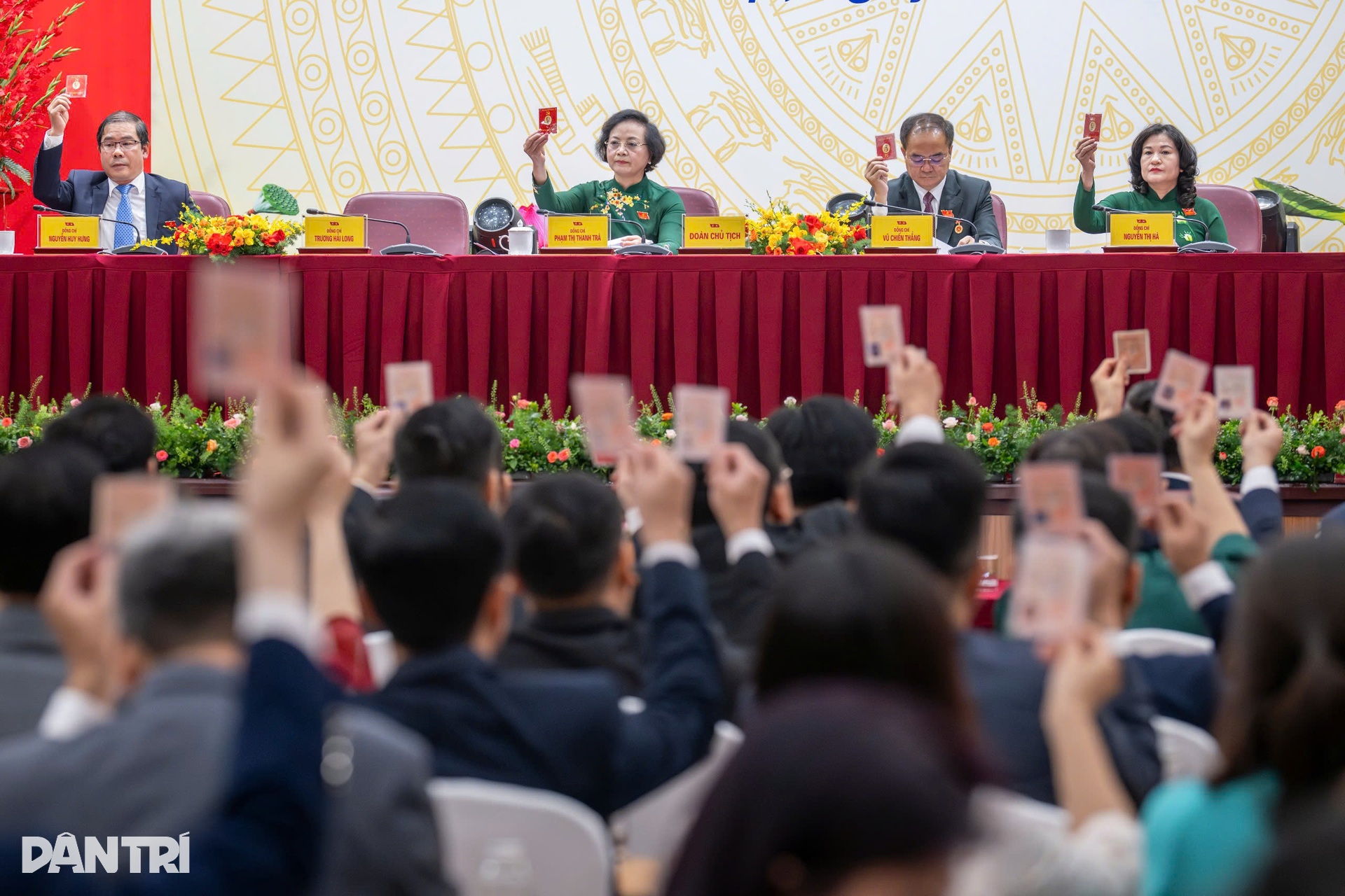 Đại hội hội tụ ý chí và tinh thần đổi mới của Đảng bộ Bộ Nội vụ - 4 Đại hội hội tụ ý chí và tinh thần đổi mới của Đảng bộ Bộ Nội vụ - 4