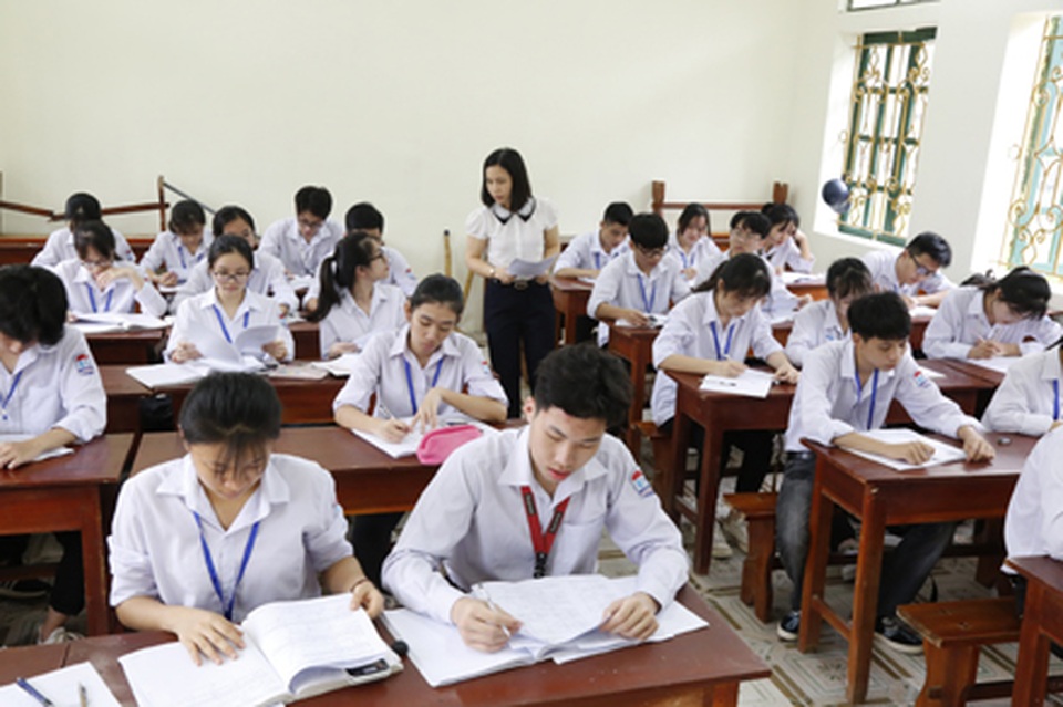 Tháo gỡ bất cập, đưa môn Sinh thoát khỏi nốt trầm - 1 Tháo gỡ bất cập, đưa môn Sinh thoát khỏi nốt trầm - 1