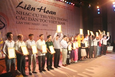 Bế mạc Liên hoan nhạc cụ truyền thống các dân tộc Việt Nam lần I