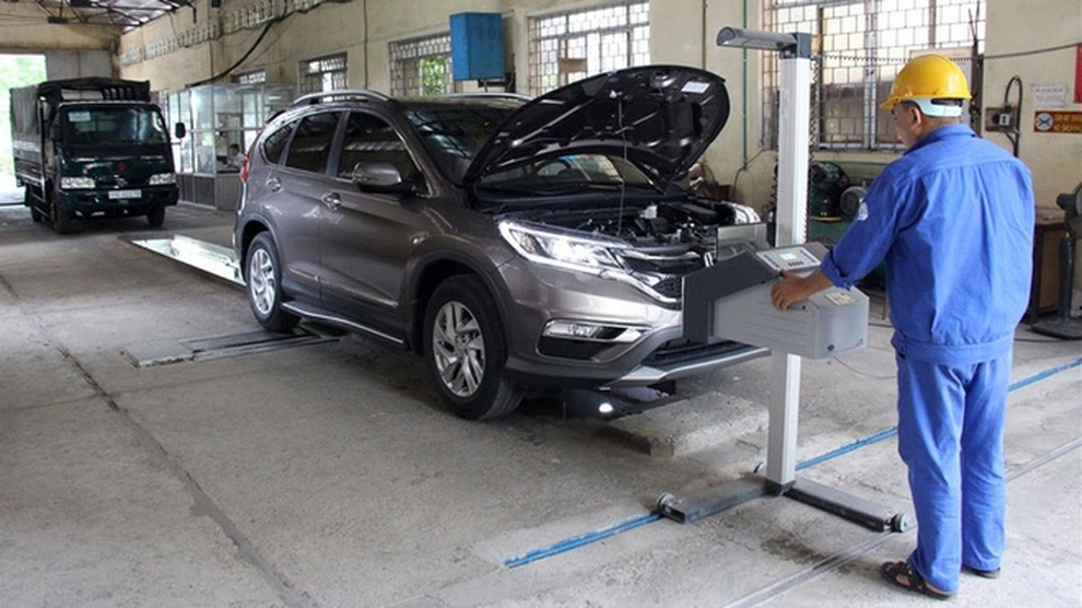 Bộ Giao thông đề xuất giảm lệ phí cấp giấy đăng kiểm ô tô về mức 0 đồng - 1 Bộ Giao thông đề xuất giảm lệ phí cấp giấy đăng kiểm ô tô về mức 0 đồng - 1