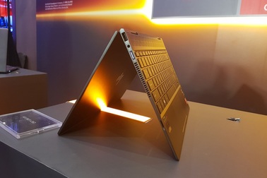 HP ra mắt máy tính xoay 360 độ sử dụng chíp AMD Ryzen