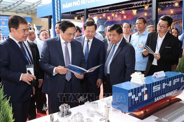 Thủ tướng chủ trì hội nghị phát triển vùng Đông Nam Bộ