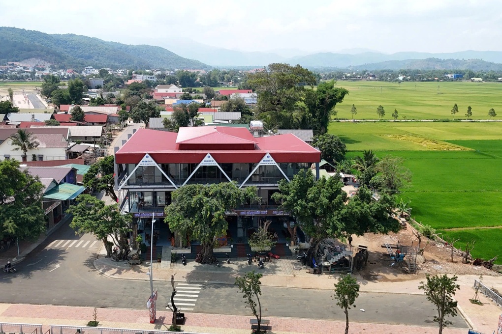 12 năm ì ạch xử lý nhà hàng xây lấn hồ nước ngọt lớn nhất Tây Nguyên - 2 12 năm ì ạch xử lý nhà hàng xây lấn hồ nước ngọt lớn nhất Tây Nguyên - 2