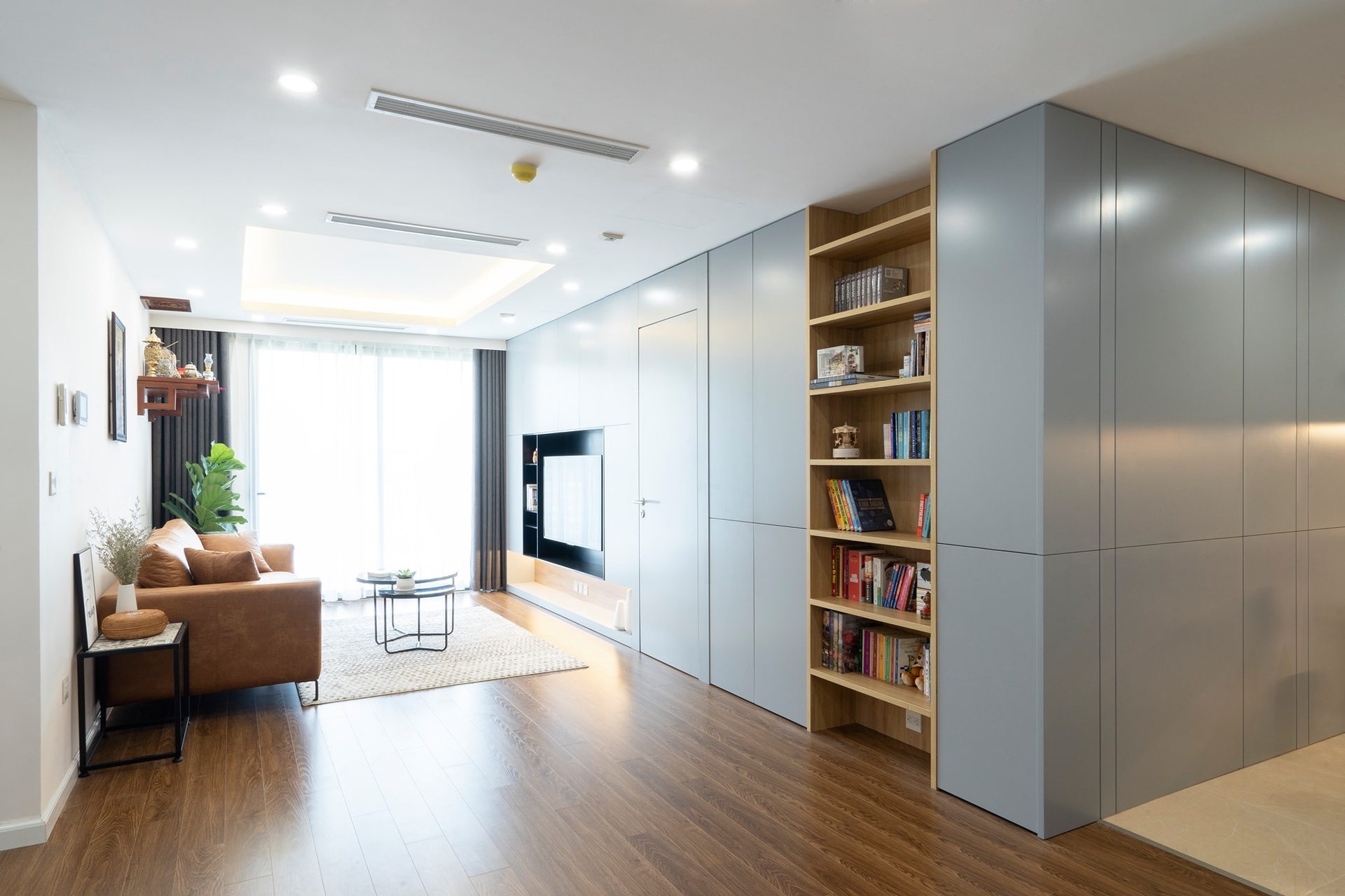 Ngắm căn hộ 3 ban công với nội thất tự thiết kế siêu thoáng, nhìn là mê - 3 Ngắm căn hộ 3 ban công với nội thất tự thiết kế siêu thoáng, nhìn là mê - 3