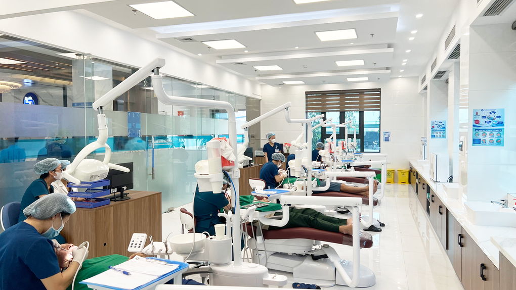 Dấu ấn trên hành trình phát triển của Bệnh viện răng hàm mặt Nghệ An - 4 Dấu ấn trên hành trình phát triển của Bệnh viện răng hàm mặt Nghệ An - 4