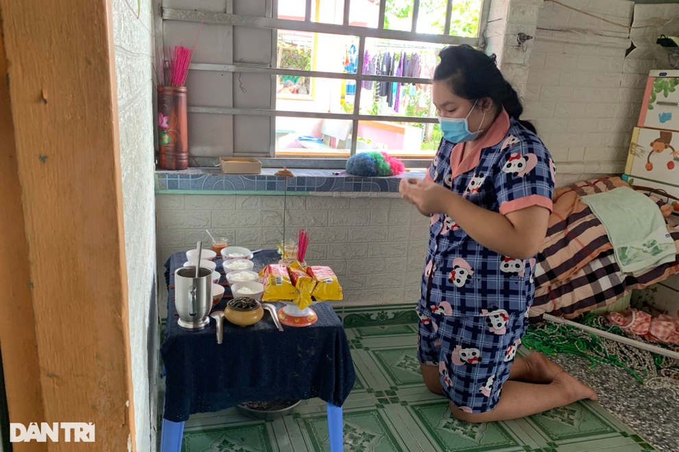Bạn đọc Báo Dân trí chia sẻ với bé gái mất 5 người thân trong dịch Covid-19 - 1 Bạn đọc Báo Dân trí chia sẻ với bé gái mất 5 người thân trong dịch Covid-19 - 1