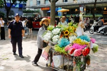 Chủ tịch phường Quán Thánh: Không cấm chụp ảnh ở phố Phan Đình Phùng