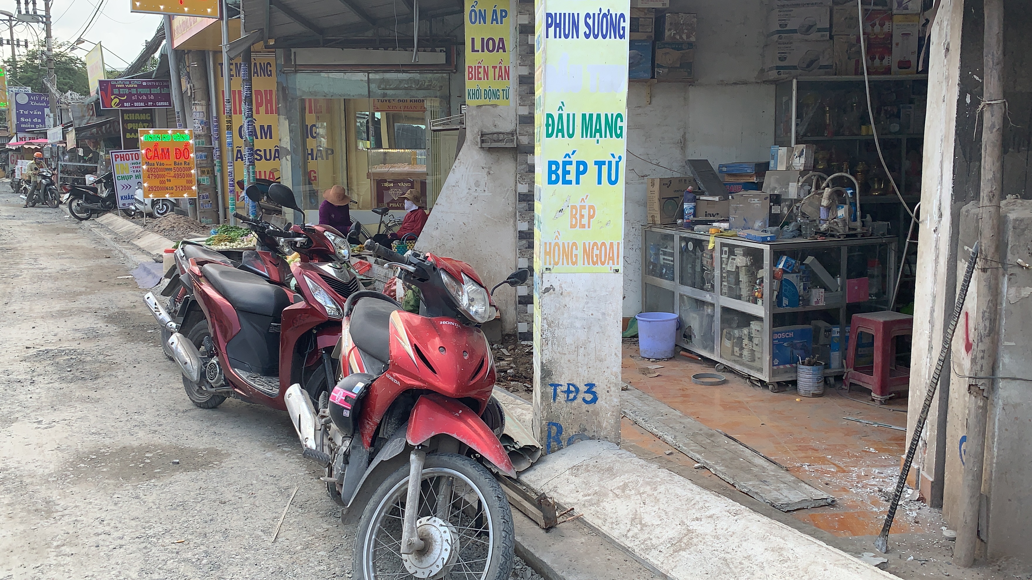 Con đường đau khổ bậc nhất TP.HCM lột xác ngoạn mục như thế nào? - 10 Con đường đau khổ bậc nhất TP.HCM lột xác ngoạn mục như thế nào? - 10