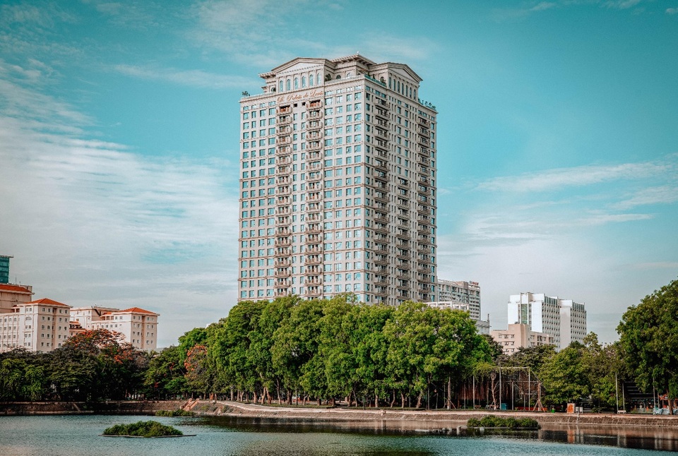 Tân Hoàng Minh lập cú hattrick giải thưởng lớn tại Dot Property Vietnam Awards 2020 - 3 Tân Hoàng Minh lập cú hattrick giải thưởng lớn tại Dot Property Vietnam Awards 2020 - 3