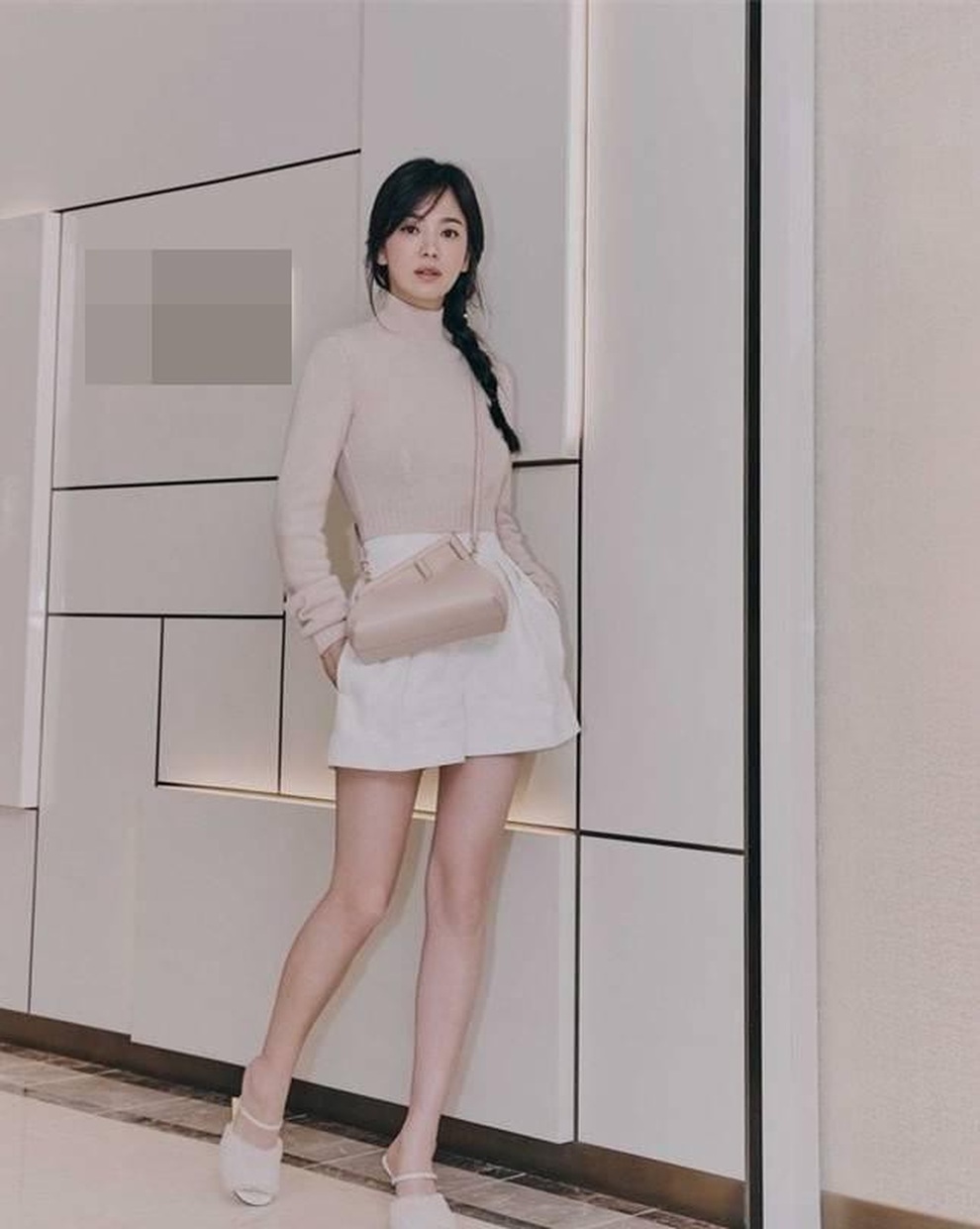 Cao chưa đến 160 cm, Song Hye Kyo vẫn biết hack dáng đỉnh cao - 5 Cao chưa đến 160 cm, Song Hye Kyo vẫn biết hack dáng đỉnh cao - 5