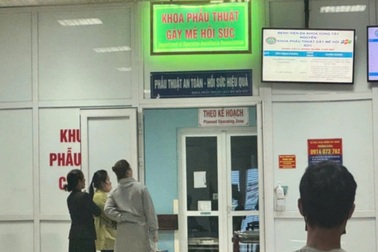 Vụ hai nữ sinh bị đâm ở trường: Do mách cô giáo chuyện đánh nhau?