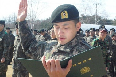 Se7en bị tố gian dối ngay từ khi nhập ngũ