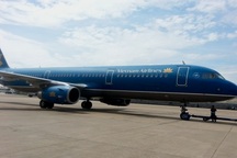 Vietnam Airlines hoãn chuyến bay 80 phút để cứu khách Hàn Quốc bị nạn