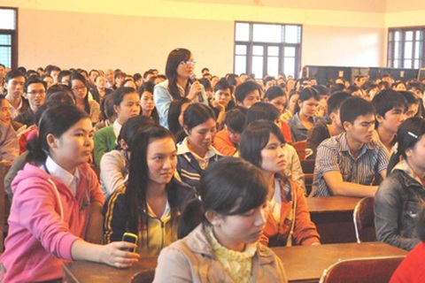 “Gặp gỡ mùa xuân” với hơn 500 SV về quê ăn Tết