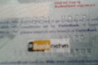 Dùng thiết bị số chiếm đoạt tiền của bạn