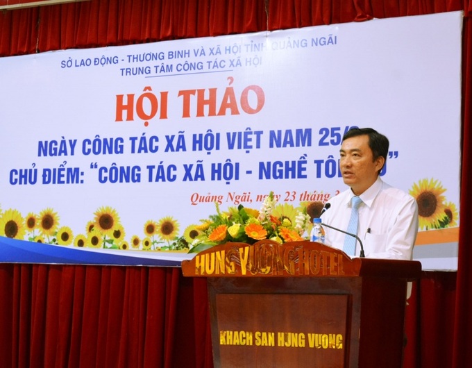 Ông Nguyễn Hữu Dũng, PGĐ Sở LĐ-TB&XH phát biểu khai mạc hội thảo.