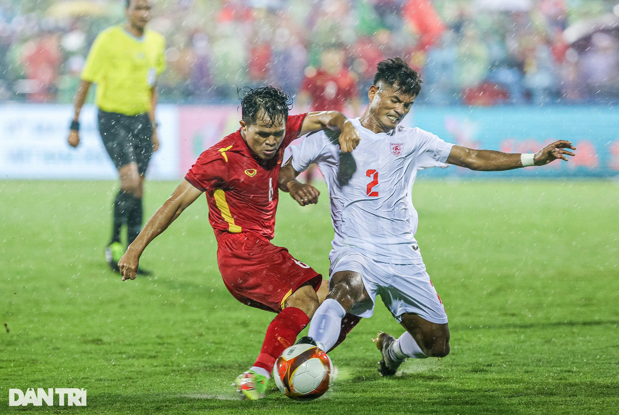 U23 Việt Nam thủy chiến đánh bại U23 Myanmar, dẫn đầu bảng A ở SEA Games - 18 U23 Việt Nam thủy chiến đánh bại U23 Myanmar, dẫn đầu bảng A ở SEA Games - 18