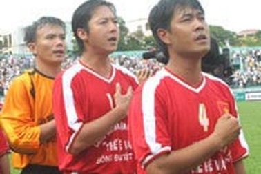 Nhiều cầu thủ Nghệ An đã giúp Hữu Thắng mua bán độ?  