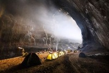 Hang Én sắp lên phim “bom tấn” của Hollywood