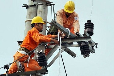 Chi phí giảm, giá điện không giảm