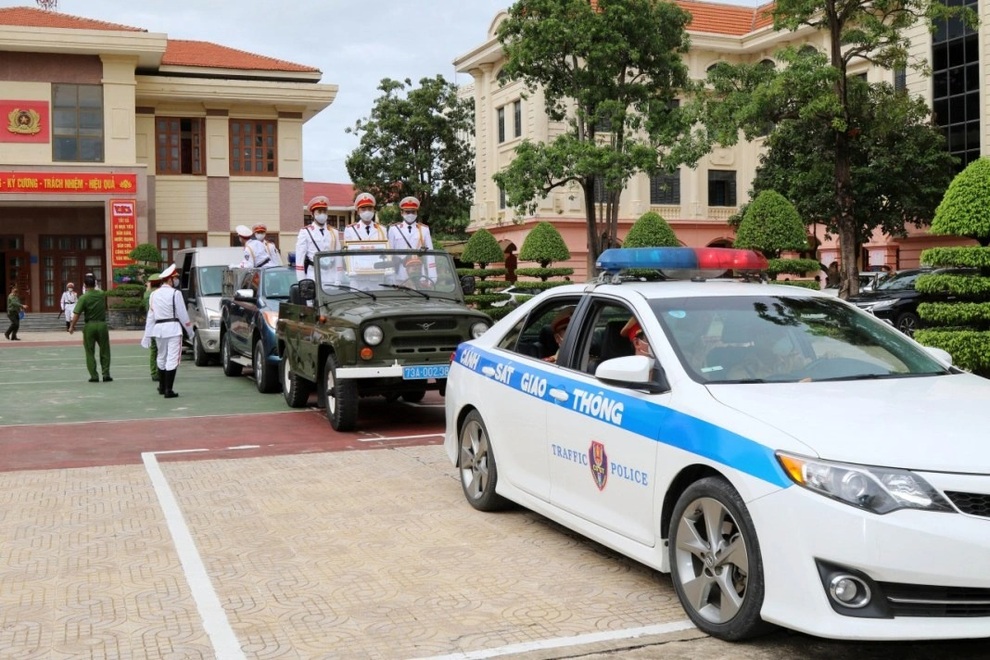 Truy tặng Bằng Tổ quốc ghi công Đại úy CSGT hy sinh khi làm nhiệm vụ - 2