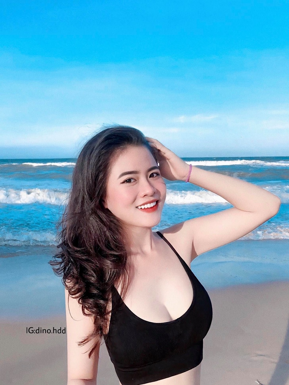 Đăng ảnh chụp ở biển, nữ sinh 2K được dân mạng khen xinh như hoa - 4 Đăng ảnh chụp ở biển, nữ sinh 2K được dân mạng khen xinh như hoa - 4