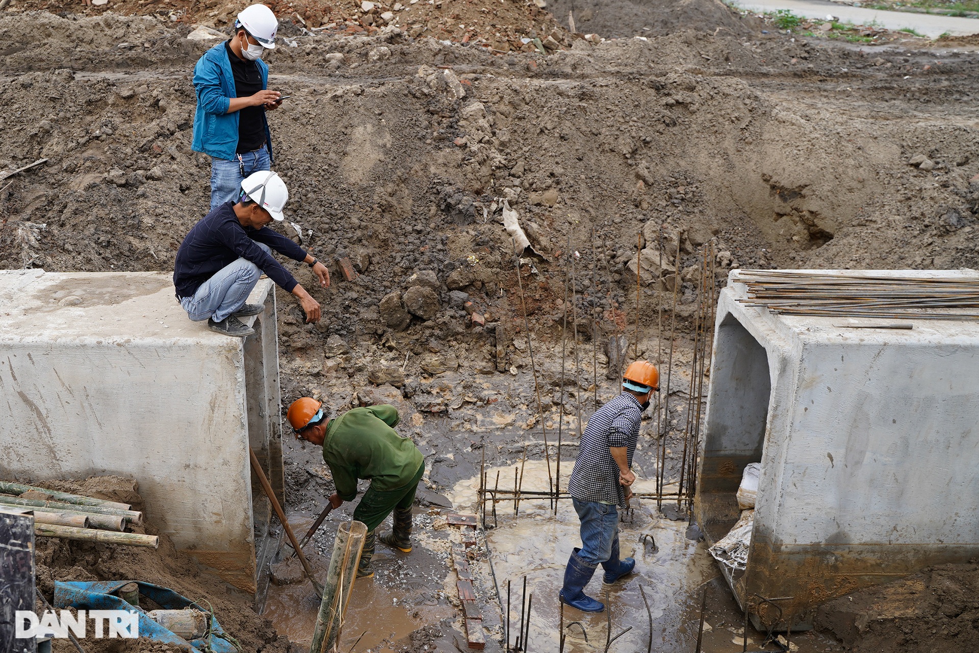 Công trường xây dựng đường vành đai 2 hơn 1.300 tỷ đồng ở Hải Phòng - 5 Công trường xây dựng đường vành đai 2 hơn 1.300 tỷ đồng ở Hải Phòng - 5