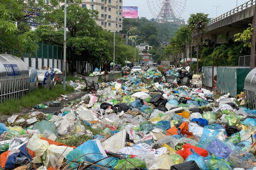 Minh bạch trong công tác quản lý rác thải - 1