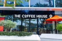 The Coffee House làm ăn ra sao trước khi có tin "bán mình" cho Golden Gate?