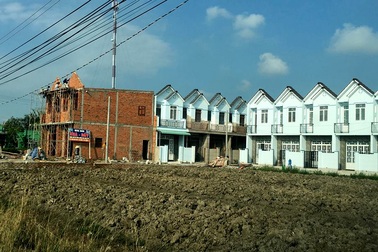 Vụ "xẻ thịt" đất nông nghiệp gây chấn động: Không "ém" hồ sơ sai phạm!