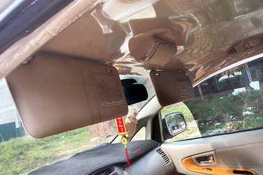 Toyota Việt Nam: Vios dùng tấm che nắng bằng bìa các-tông là đảm bảo tiêu chuẩn