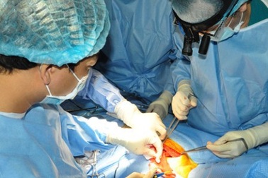 Phẫu thuật tim miễn phí cho bệnh nhân trên 16 tuổi